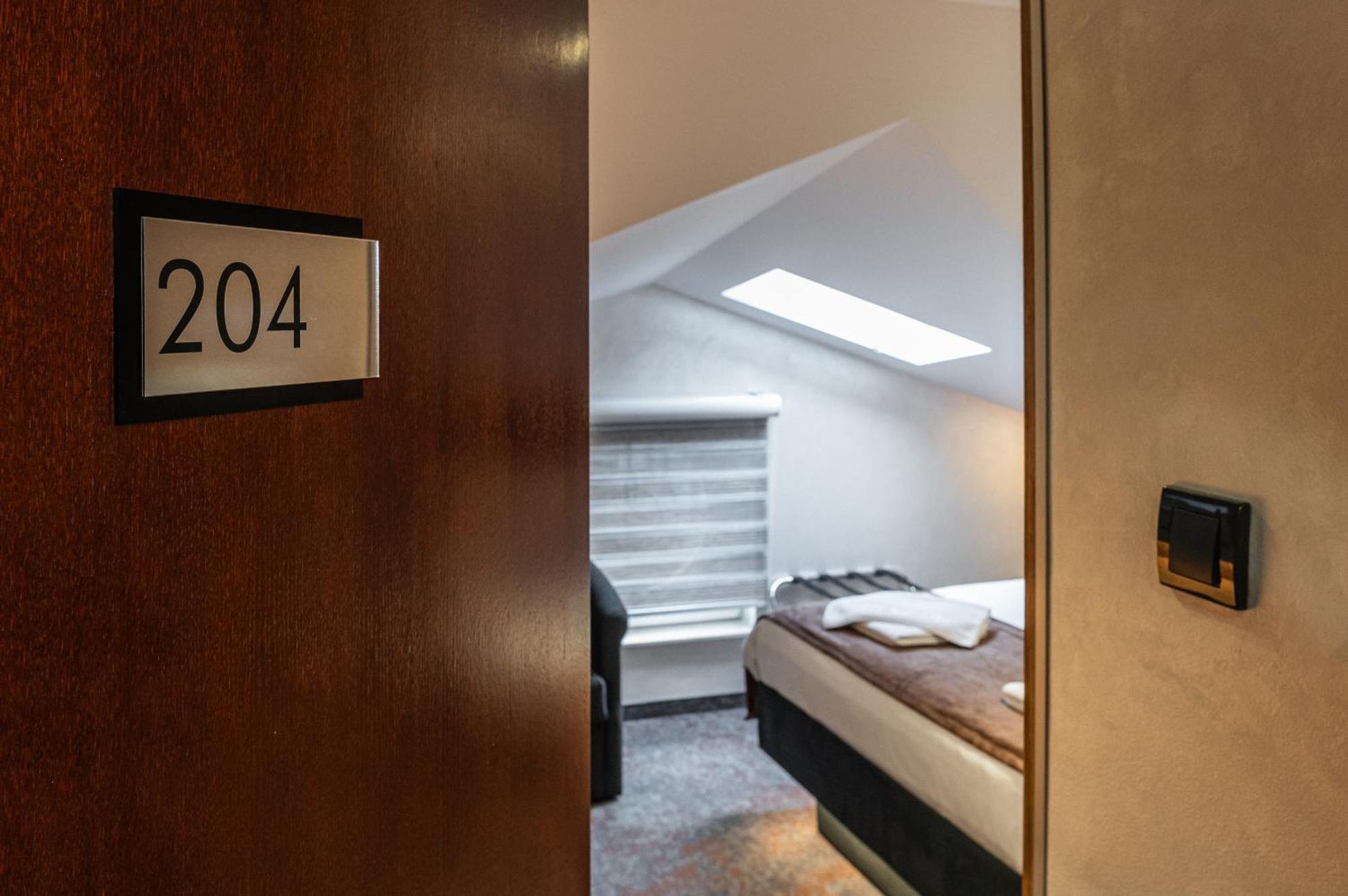 Hotel Astral Šabac Quarto foto