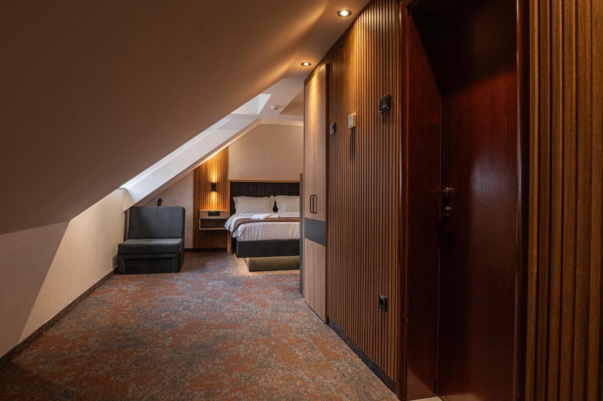 Hotel Astral Šabac Quarto foto