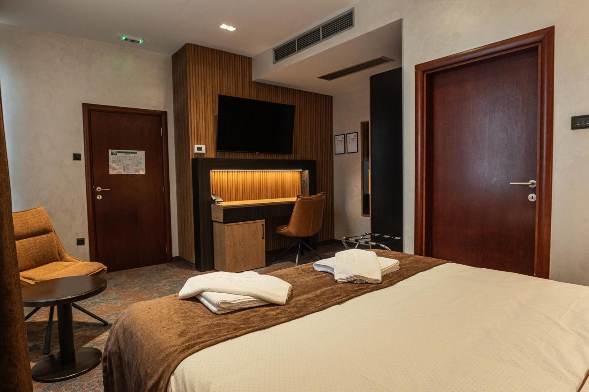 Hotel Astral Šabac Quarto foto