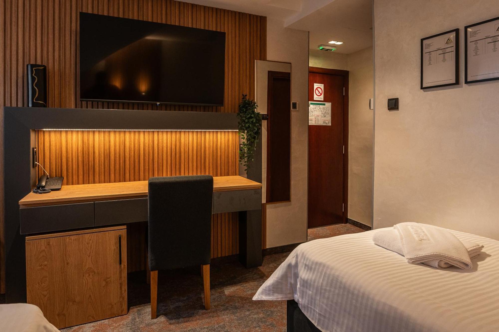 Hotel Astral Šabac Quarto foto
