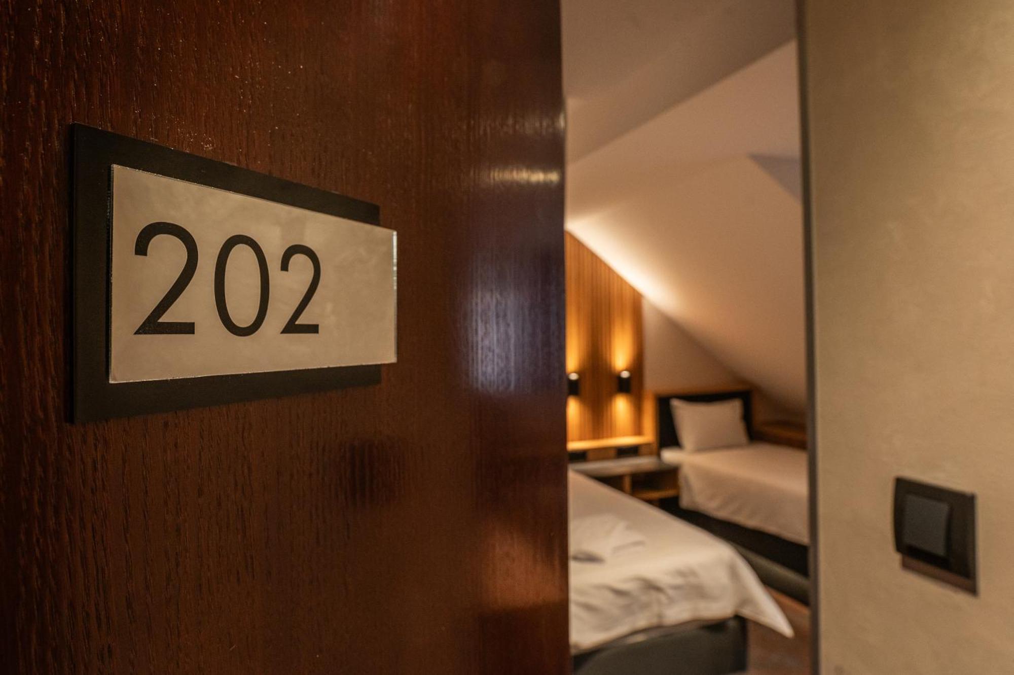 Hotel Astral Šabac Quarto foto